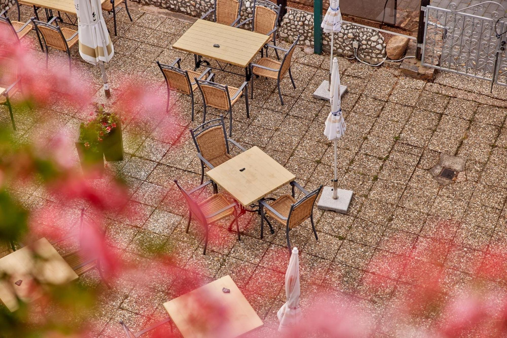 Cafe Rosi Ferienwohnung Bernkastel-Kues Exterior foto